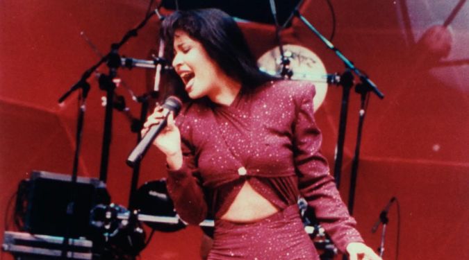 ¡Chismes Explosivos: Yolanda Saldívar Rompe el Silencio en Nuevo Documental de Selena! 💔🎤