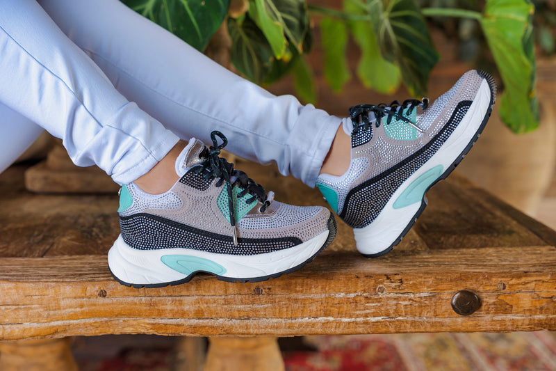Tenis REF 824